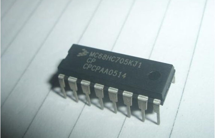 MC68HC705KJ1CP	